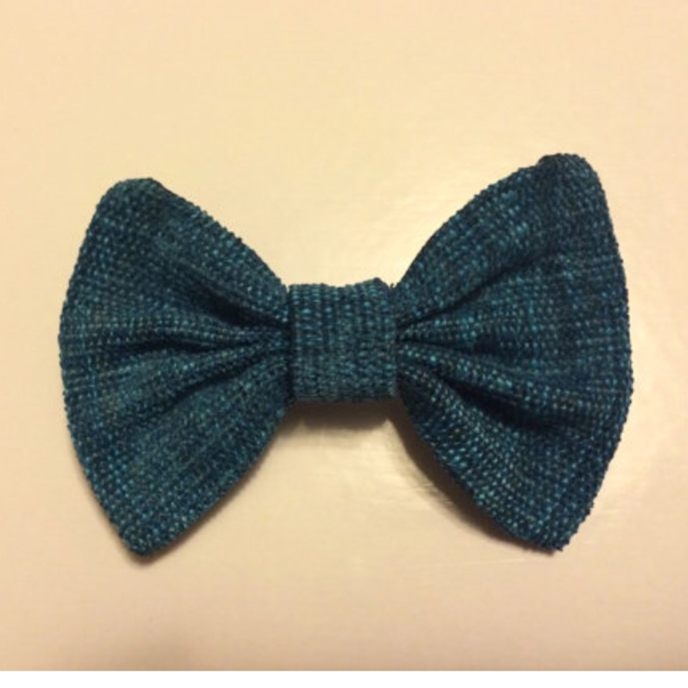 Turquoise Hair Bow
